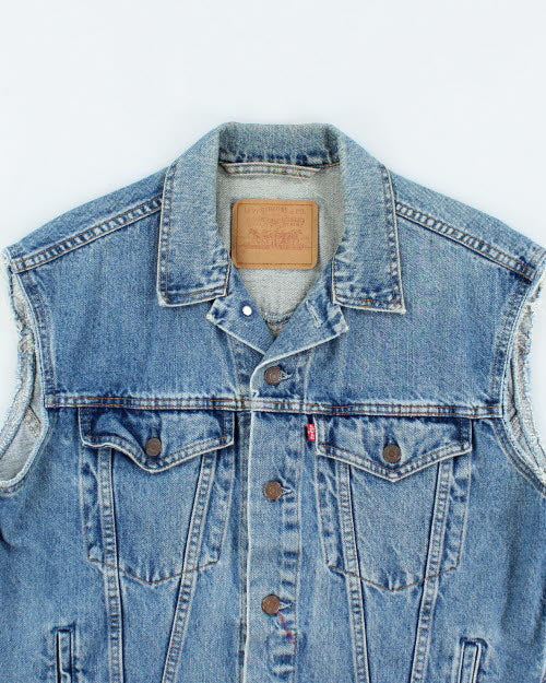 Vintage Levi's Light Wash Sleeveless Denim Jacket - L