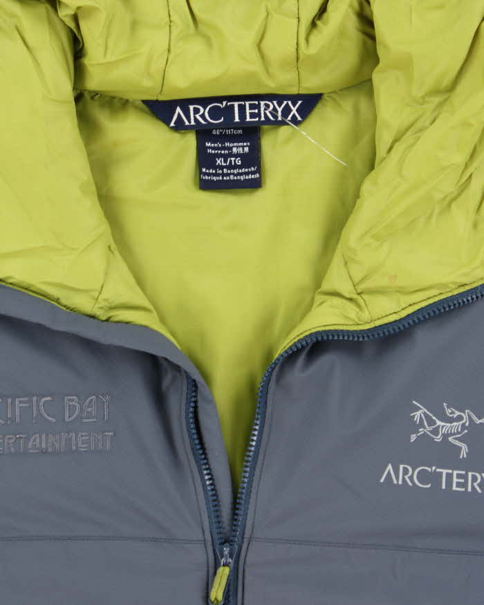 Vintage 2000's Arc'teryx Lightweight Lined Hooded Jacket - XL