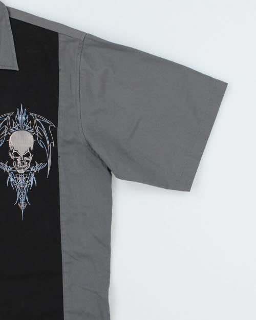 Vintage Y2K Gothic Embroidered Short Sleeve Shirt - L