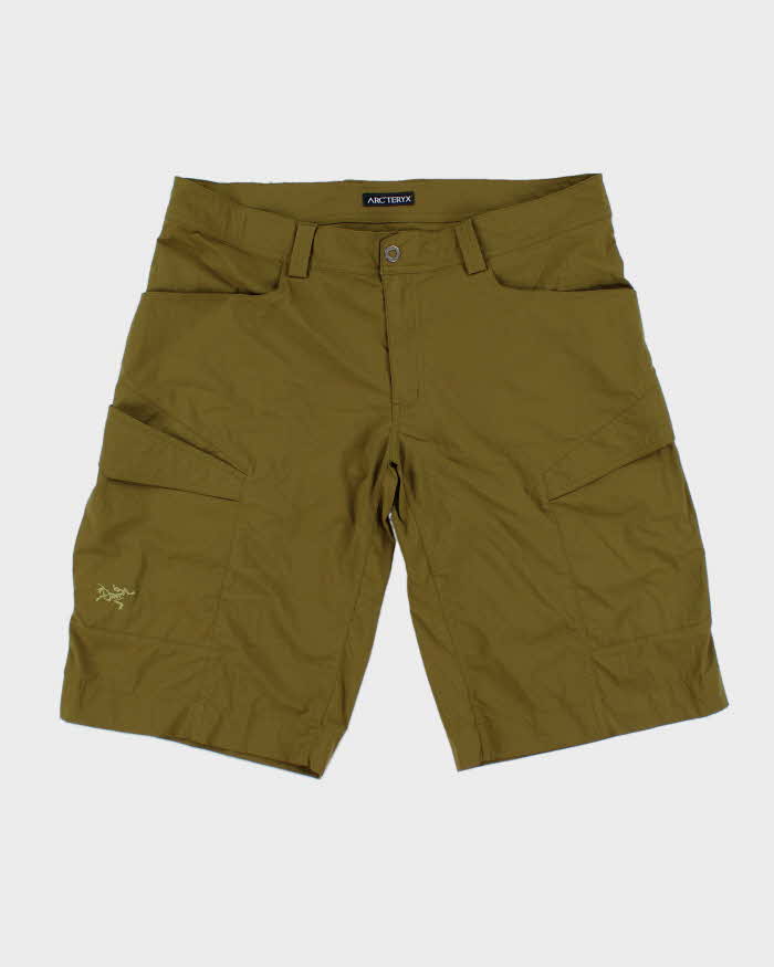 Vintage Arc'teryx Cargo Hiking Shorts W36 L13 - Main Image