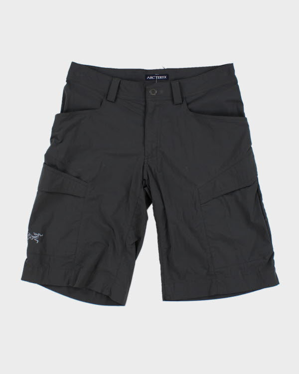 Vintage Arc'teryx Grey Cargo Hiking Shorts W32 L11