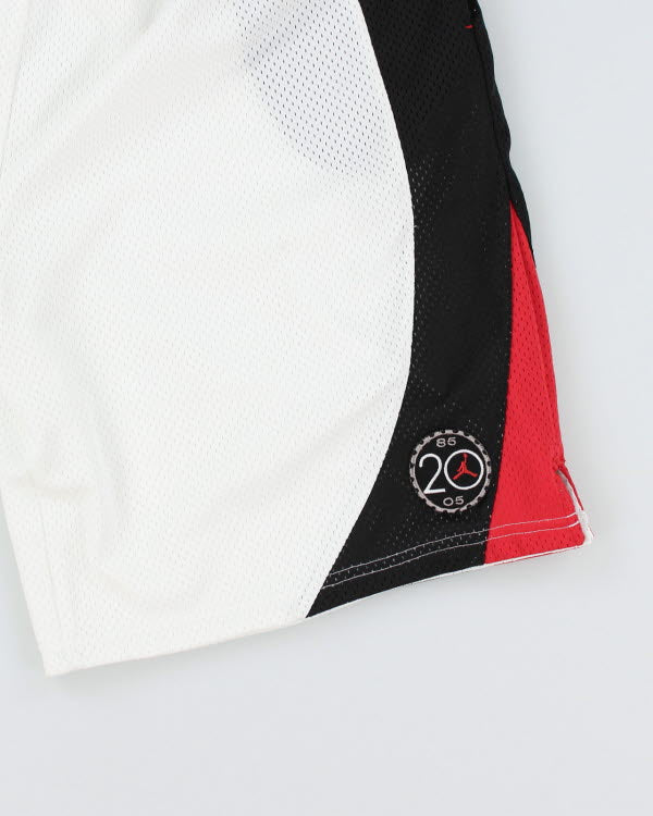 Vintage 2005 Jordan Basketball Shorts - W32 L9