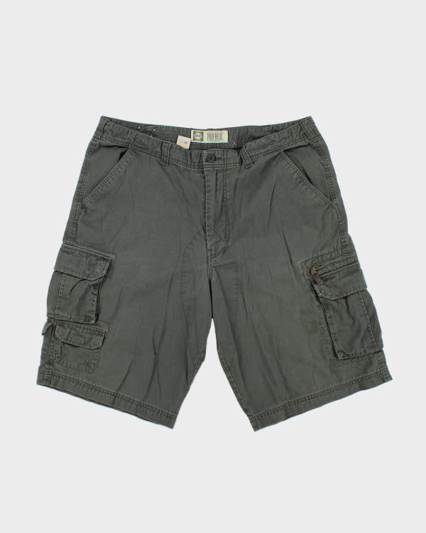 Vintage Baggy Fit Cargo Shorts - W40 L12