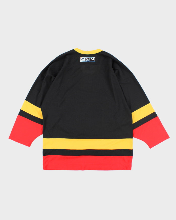 Vintage 2000's CCM Calgary Flames NHL Jersey - M