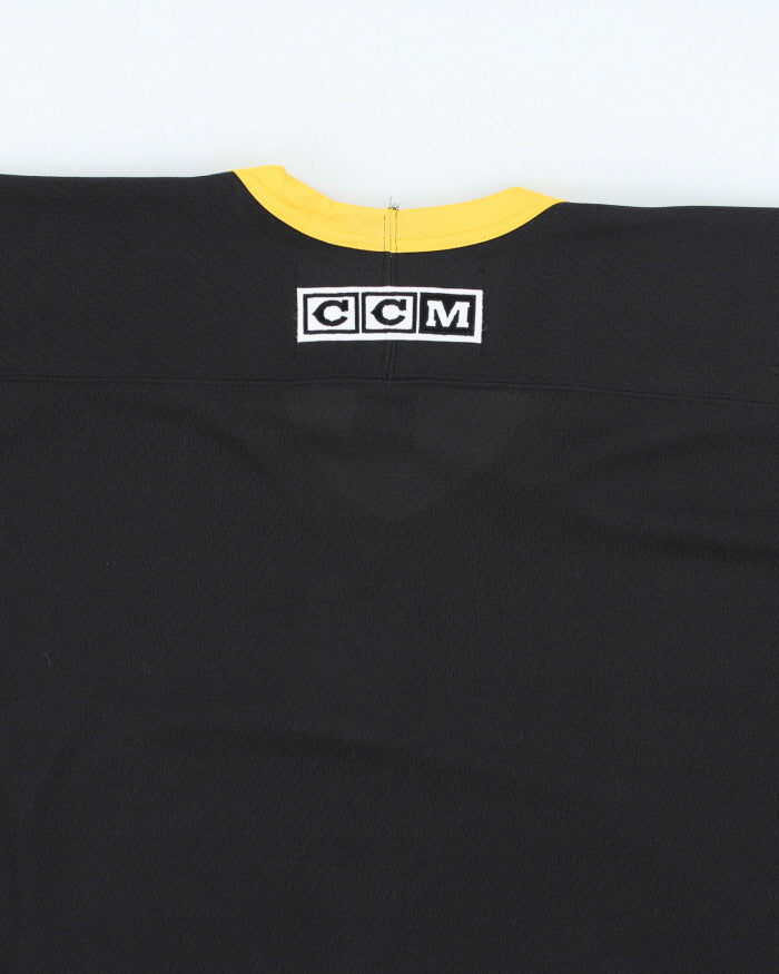 Vintage 2000's CCM Calgary Flames NHL Jersey - M