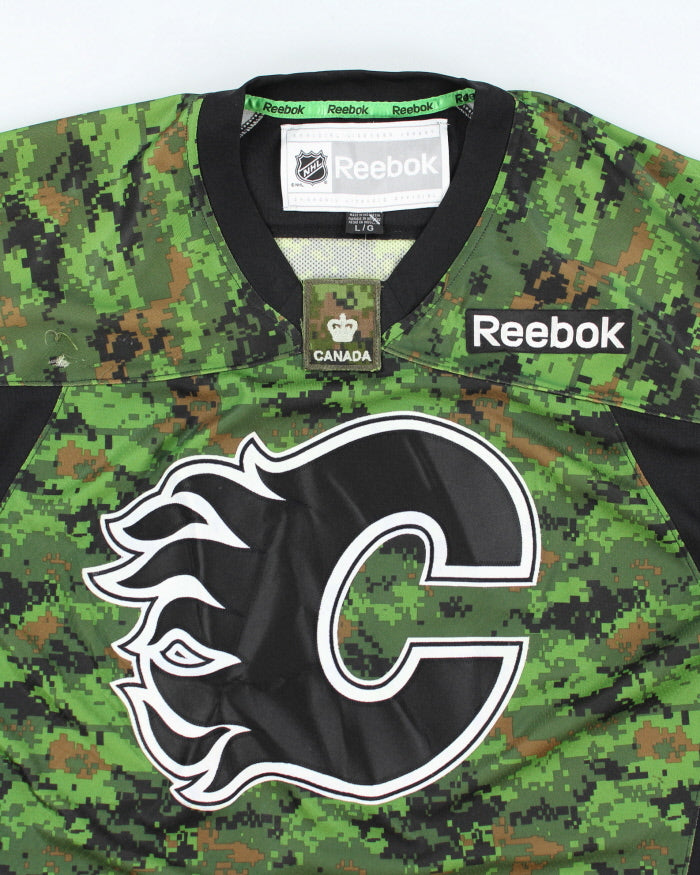 Vintage Calgary Flames Camouflage Hockey Sports Jersey - L