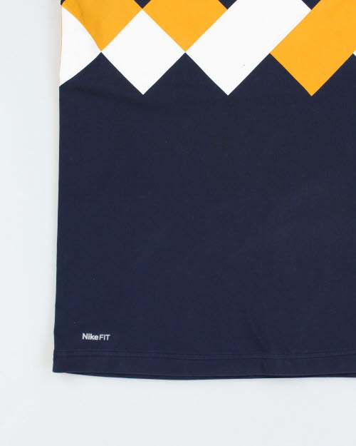 Vintage Nike Patterned V-Neck T-Shirt - M