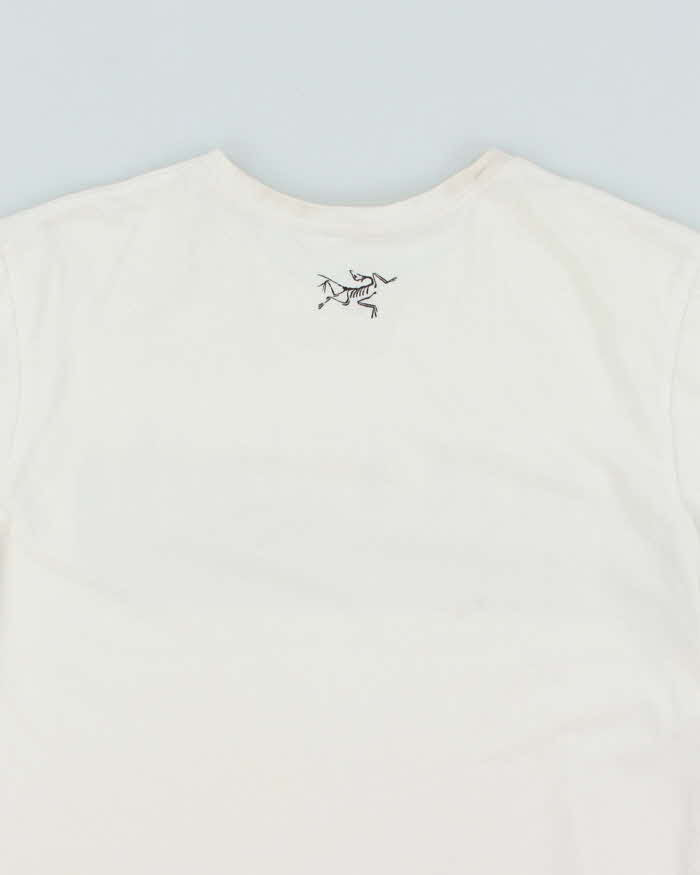 Vintage Arc'teryx Tree Landscape Graphic T-Shirt - M