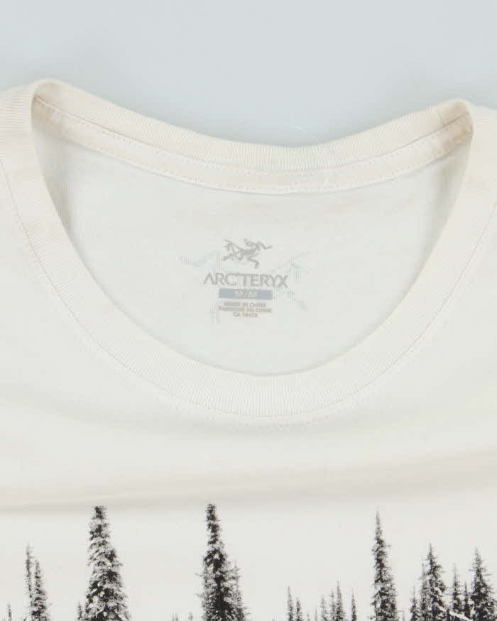 Vintage Arc'teryx Tree Landscape Graphic T-Shirt - M
