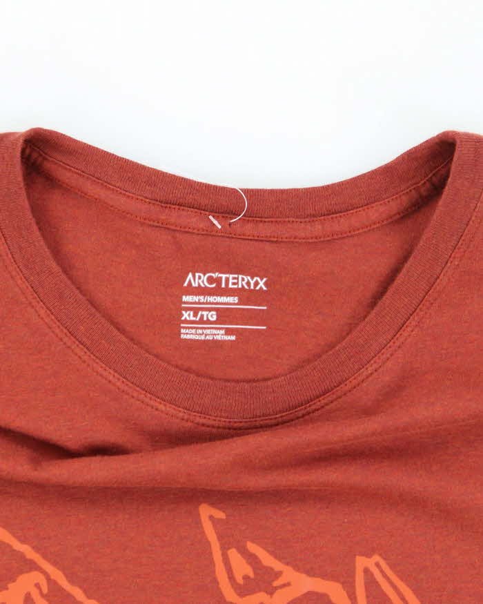 Vintage Arc'teryx Short Sleeve T-shirt - XL