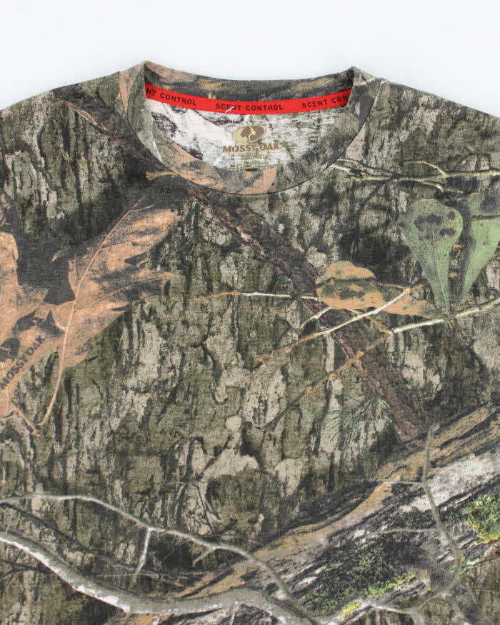 Vintage 2000's Moss Oak Camouflage T-Shirt - S