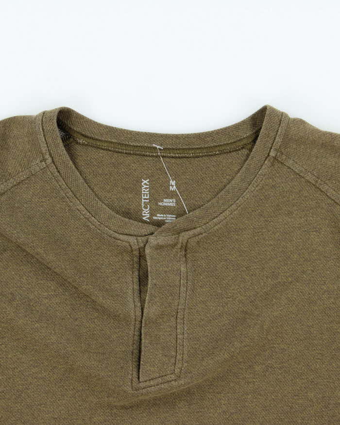 Vintage Arc'teryx Long Sleeve T-shirt - M