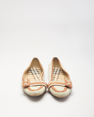 Burberry Buckle Ballet Flats - UK5