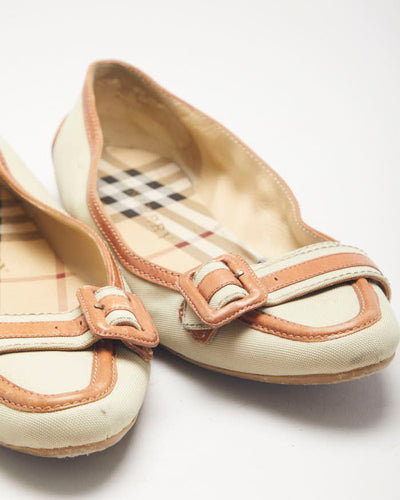 Burberry Buckle Ballet Flats - UK5