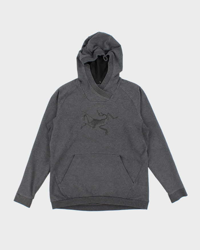 Vintage 2000's Arc'teryx Centre Logo Hoodie - L – Rokit
