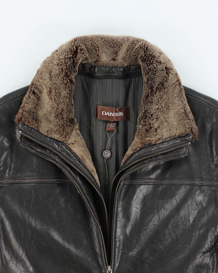 Vintage 2000's Danier Heavyweight Lined Leather Zip Up Jacket - L