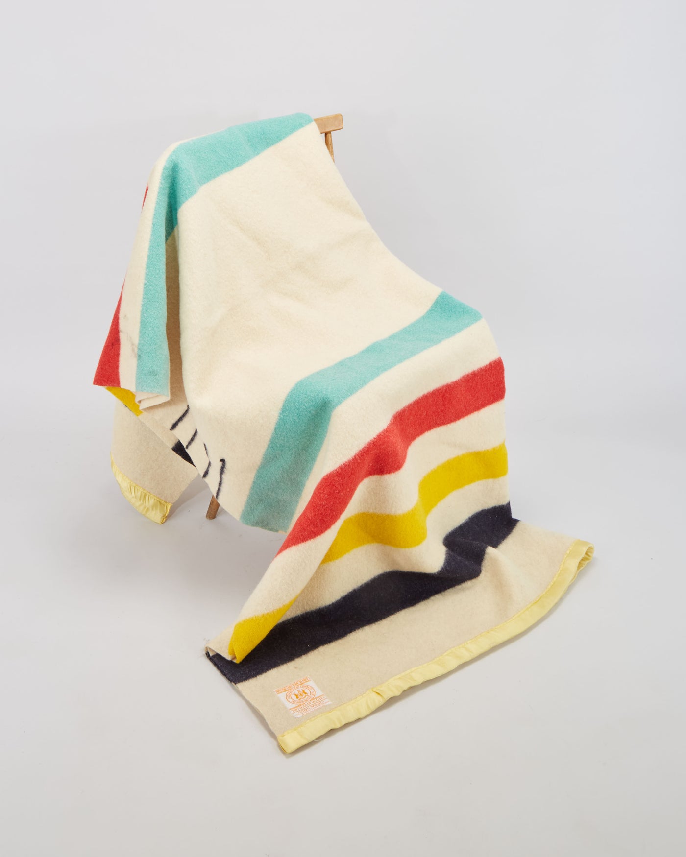 Vintage 1980s Hudson's Bay Cream 4 Point Blanket