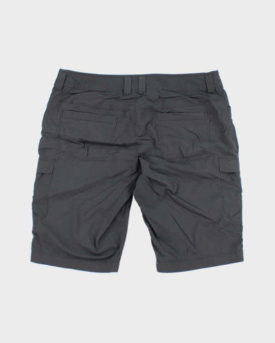 Vintage 2000's Women's Arc'teryx Cargo Shorts - W34 L12