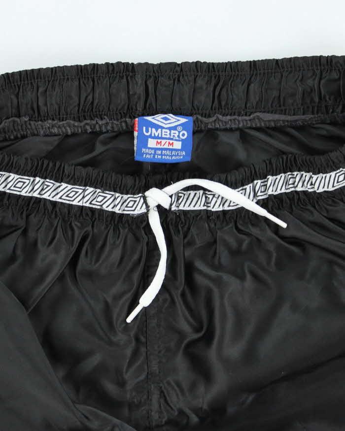 Vintage 90's Umbro Patterned Sports Shorts - M