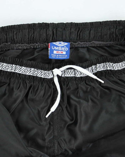 Vintage 90's Umbro Patterned Sports Shorts - M