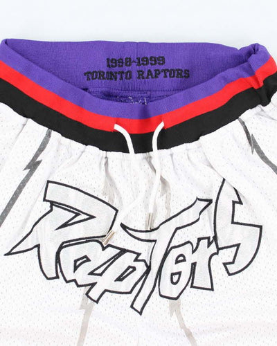 Vintage 90's Toronto Raptors NBA Basketball Shorts - L