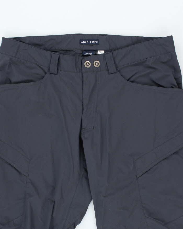 Vintage Y2K Arc'teryx Multi Pocketed Utility Hiking Trousers - W36 L32