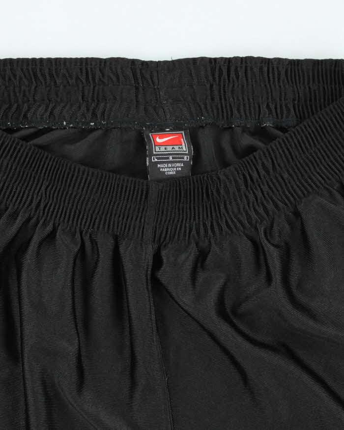 Vintage 2000's Nike Philadelphia 76ers NBA Oversized Shorts - L