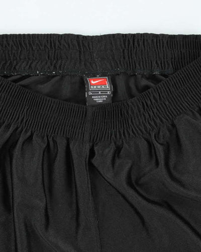 Vintage 2000's Nike Philadelphia 76ers NBA Oversized Shorts - L