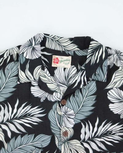 Vintage Hilo Hattie Oversized Hawaiian Shirt - L