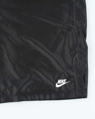Vintage 90's Nike Oversized Basketball Shorts - L