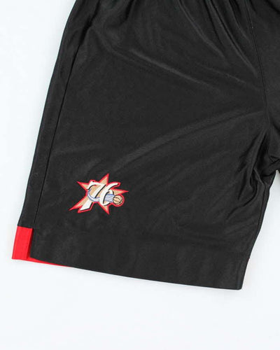 Vintage 2000's Nike Philadelphia 76ers NBA Oversized Shorts - L