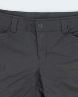 Vintage 2000's Women's Arc'teryx Cargo Shorts - W34 L12