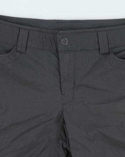 Vintage 2000's Women's Arc'teryx Cargo Shorts - W34 L12