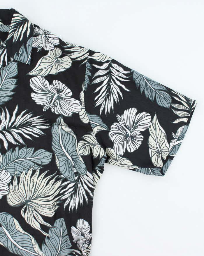 Vintage Hilo Hattie Oversized Hawaiian Shirt - L