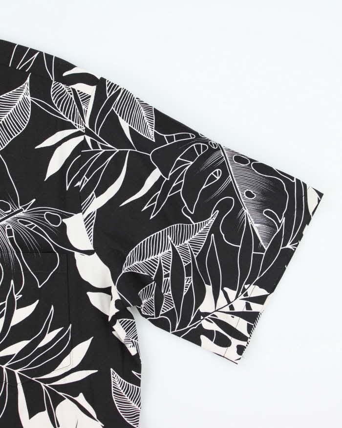 Vintage Hilo Hattie Hawaiian Shirt - L
