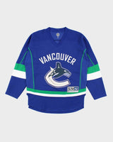 Vintage 2000's Vancouver Canucks NHL Oversized Hockey Jersey - M