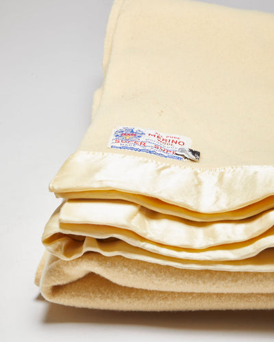 Vintage 1950s Super Super Cream Wool Blanket