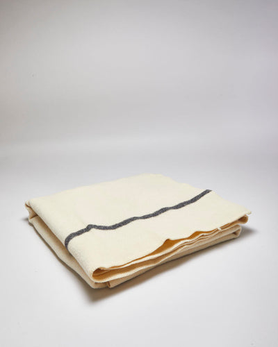 Vintage 1970s Cream Wool Blanket
