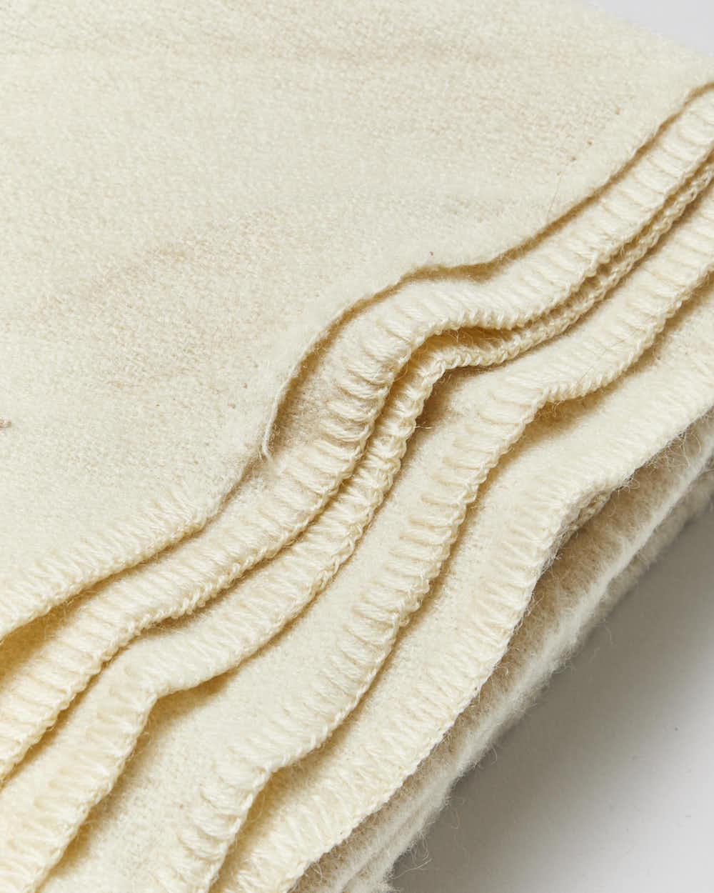 Vintage 1940s Hudson's Bay Wool Blanket