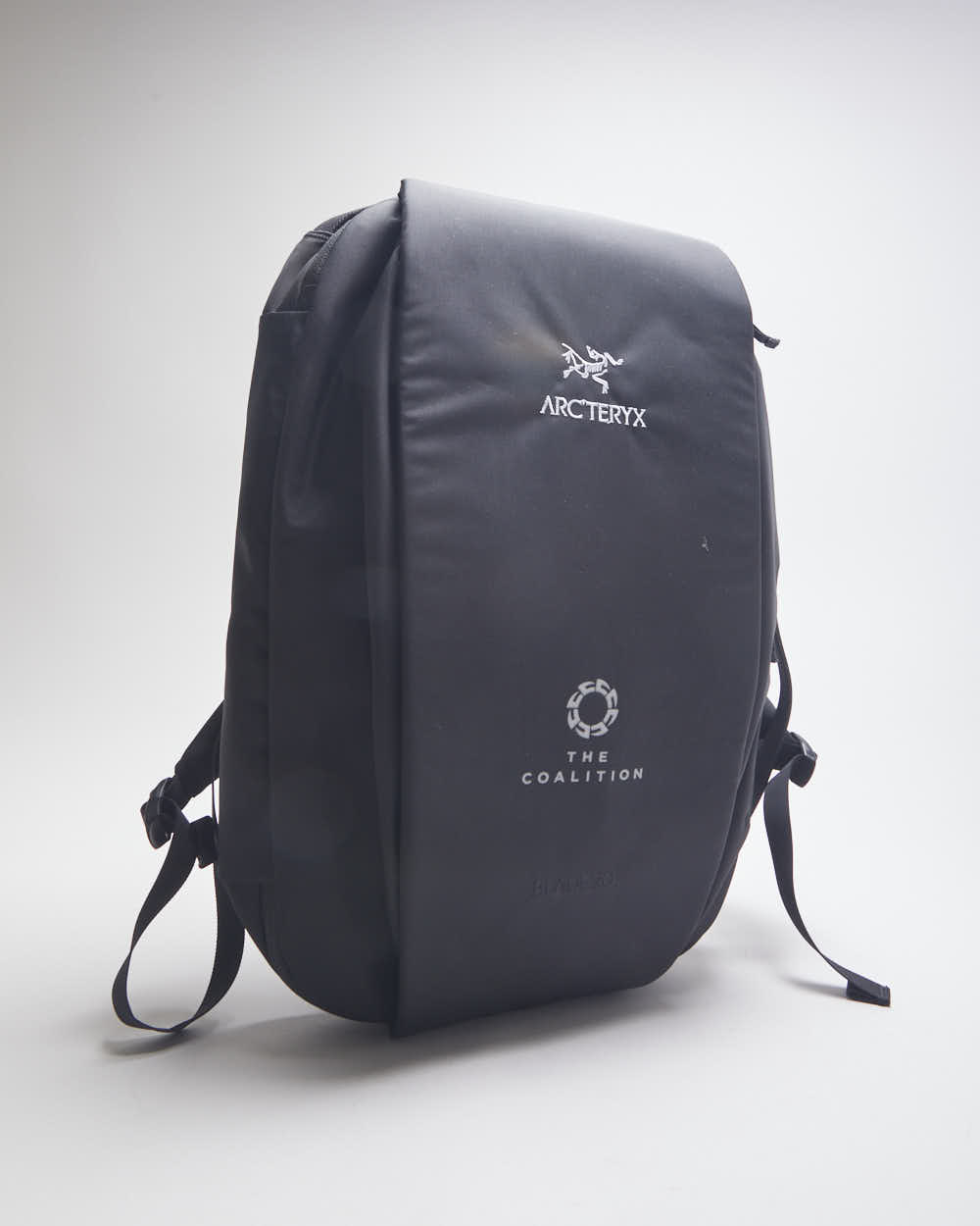 Vintage Arc'teryx Blade 20 Hiking Multi-Pocket Backpack