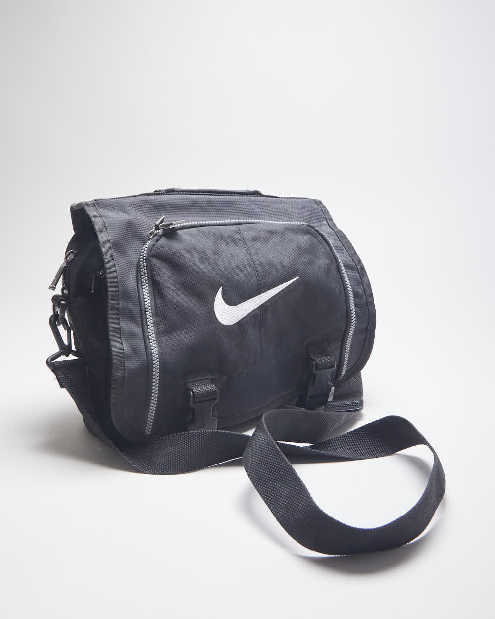 Vintage 2000's Nike Multi Pocket Side Bag