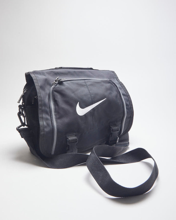 Vintage 2000's Nike Multi Pocket Side Bag