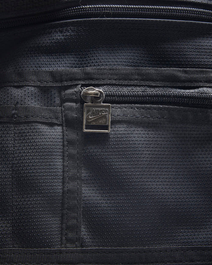Vintage 2000's Nike Multi Pocket Side Bag