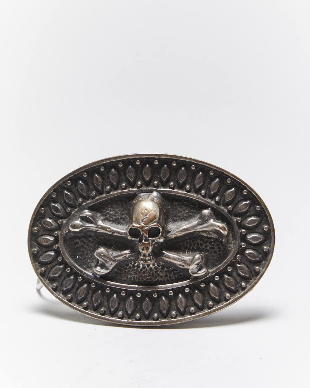 Vintage Skull &amp; Cross Bones Belt Buckle