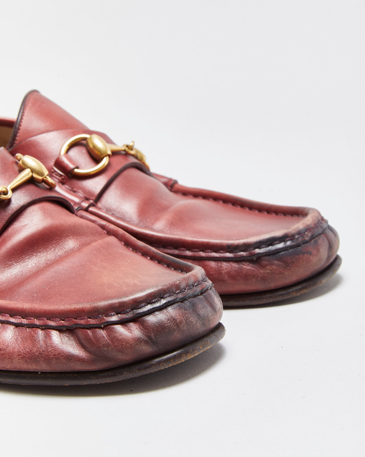 F/W 2024 Gucci 1953 Lugano Burgundy Calfskin Leather Horsebit Loafers  - UK9