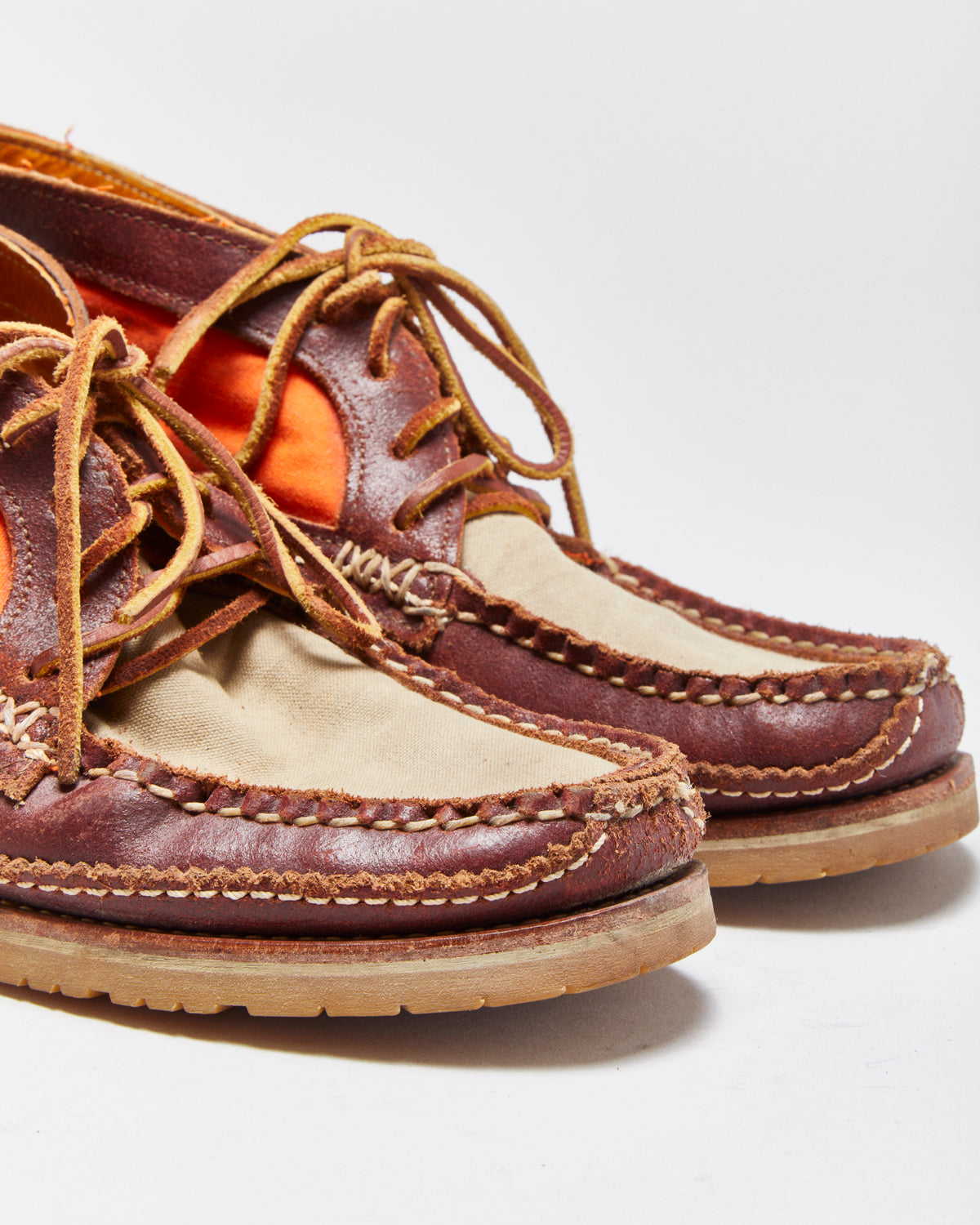 Yuketen Main Guide DB Chestnut Handsewn Horween Leather Made In USA Canvas Moc Toe Chukka Work Boots - UK8.5