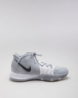 Nike Kyrie 5 Team Wolf Grey &amp; Black Sneakers - EUR 42.5