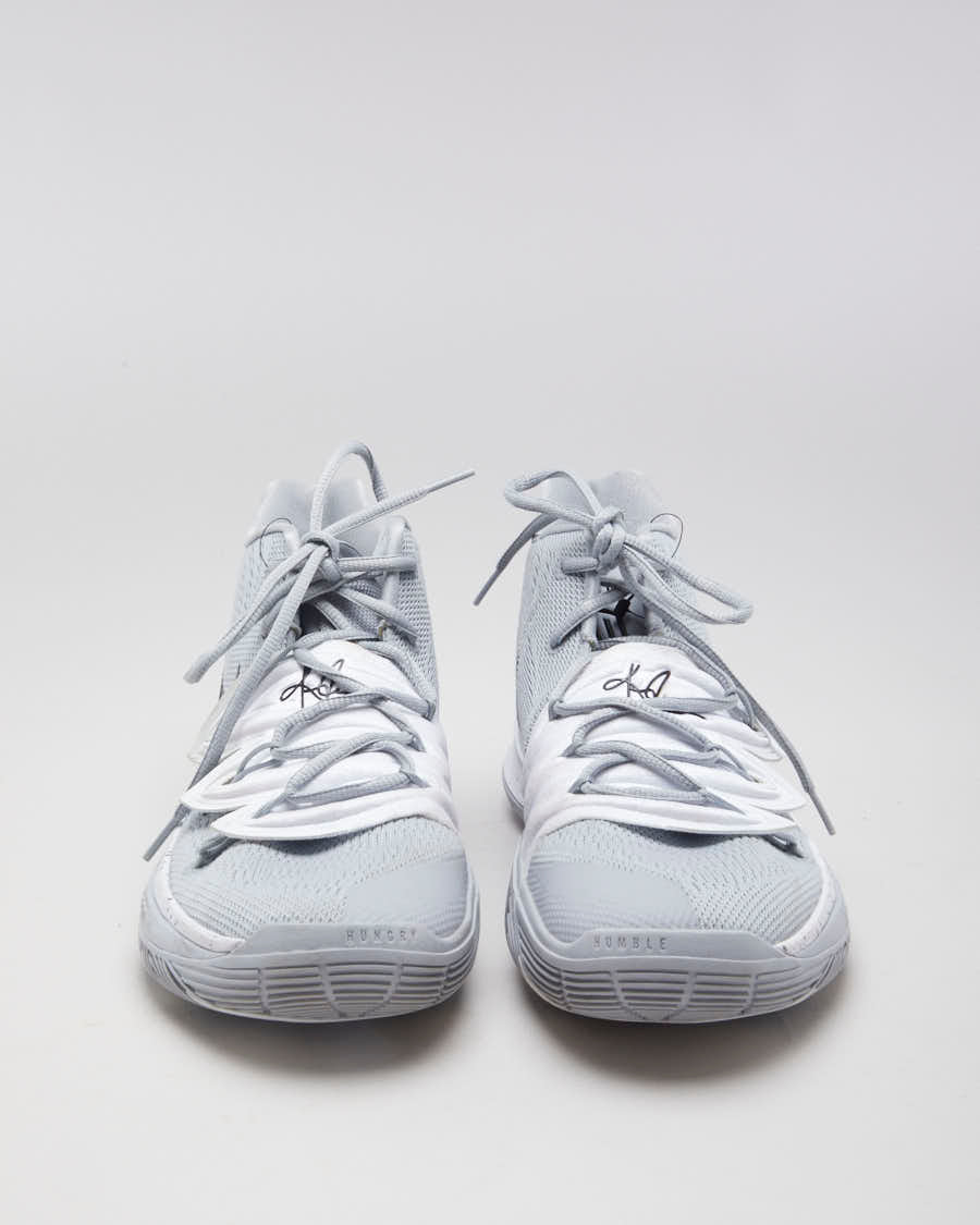 Nike Kyrie 5 Team Wolf Grey &amp; Black Sneakers - EUR 42.5