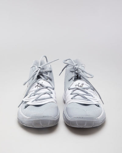 Nike Kyrie 5 Team Wolf Grey & Black Sneakers - EUR 42.5