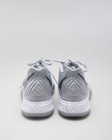 Nike Kyrie 5 Team Wolf Grey &amp; Black Sneakers - EUR 42.5